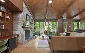 A Leslie Ayres-Designed Ranch Available In Washington Township